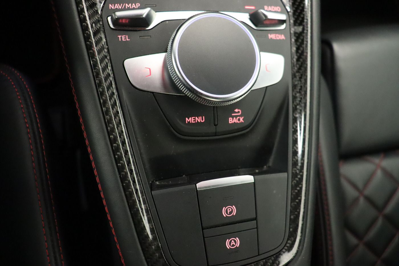 Fahrzeugabbildung Audi TTS Coupé quattro S tronic |Matrix|PDC