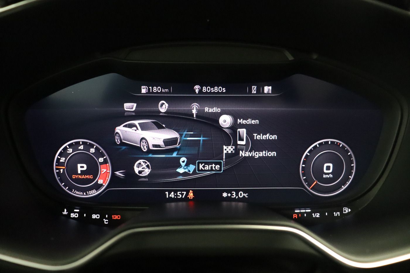 Fahrzeugabbildung Audi TTS Coupé quattro S tronic |Matrix|PDC