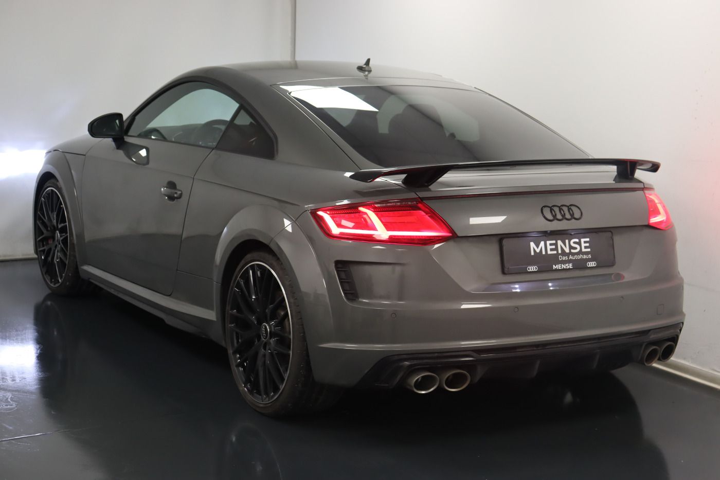 Fahrzeugabbildung Audi TTS Coupé quattro S tronic |Matrix|PDC