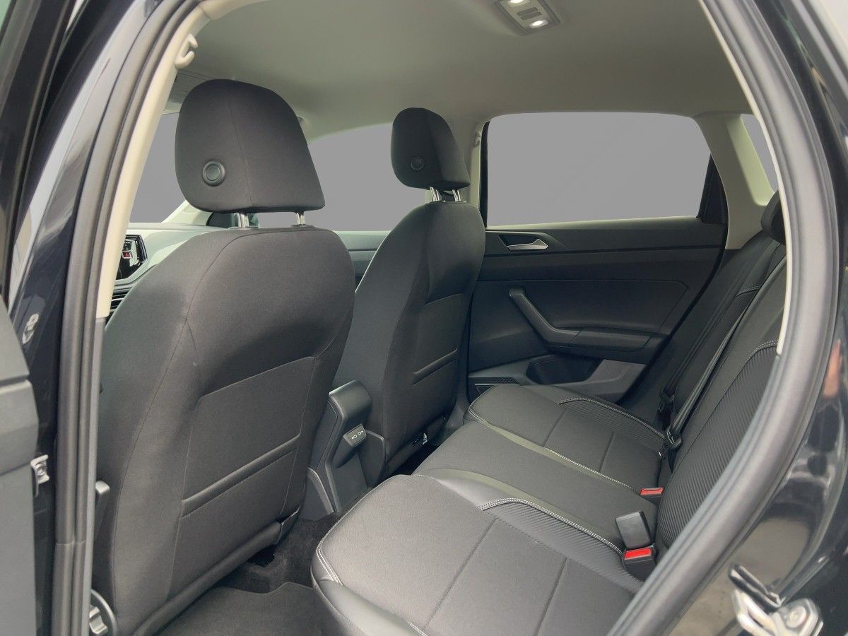 Fahrzeugabbildung Volkswagen Taigo 1.0 TSI DSG Style Nav IQ.Light Winterräder