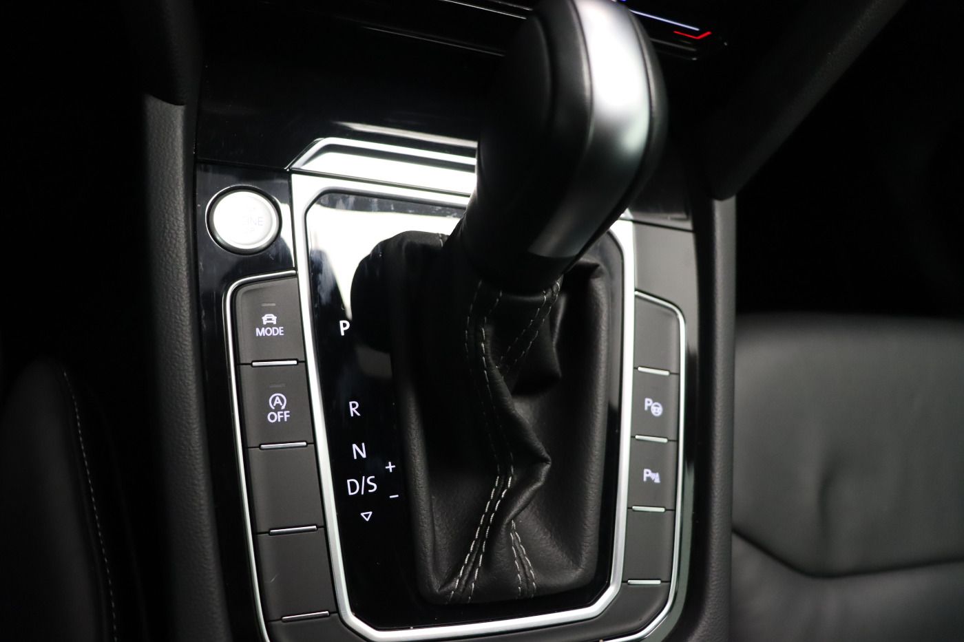 Fahrzeugabbildung Volkswagen Arteon Shooting Brake 2.0 TDI 4Motion DSG R-Line