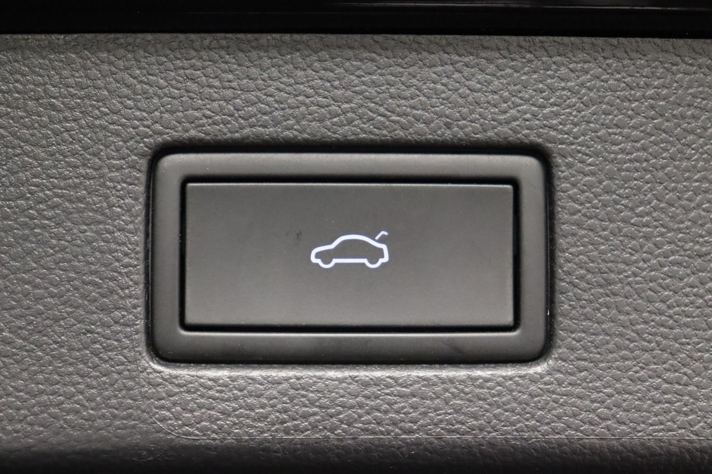 Fahrzeugabbildung Volkswagen Arteon Shooting Brake 2.0 TDI 4Motion DSG R-Line