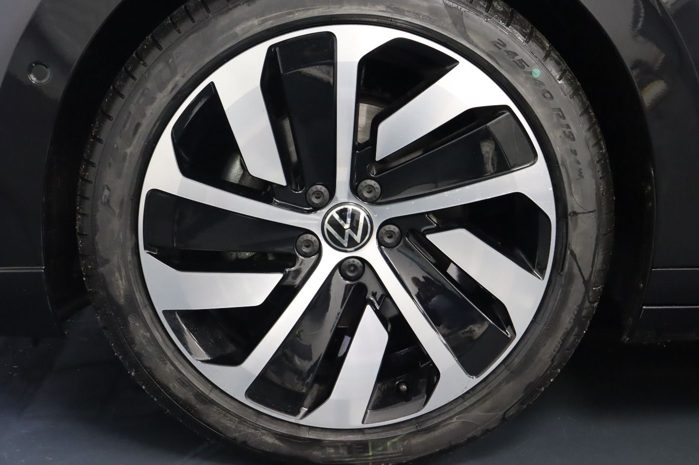 Fahrzeugabbildung Volkswagen Arteon Shooting Brake 2.0 TDI 4Motion DSG R-Line