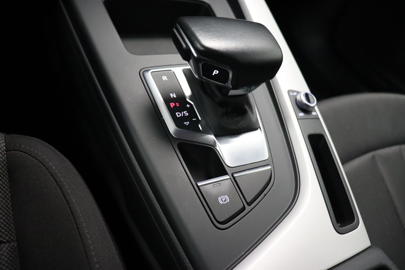 Fahrzeugabbildung Audi A4 allroad 40 TDI quattro S tronic |FLA|KlimaA