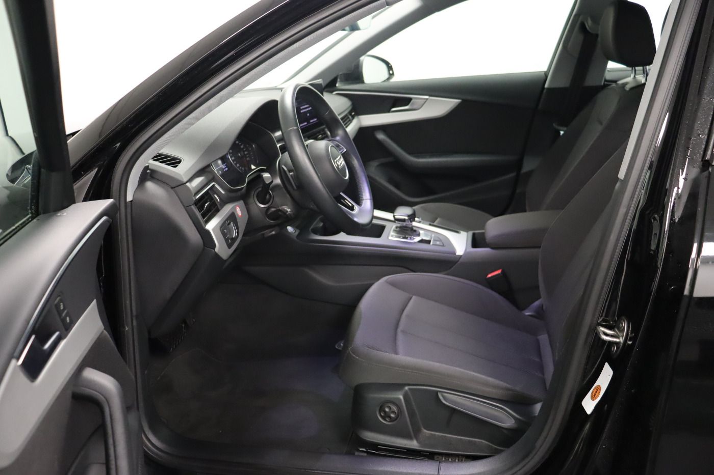 Fahrzeugabbildung Audi A4 allroad 40 TDI quattro S tronic |FLA|KlimaA