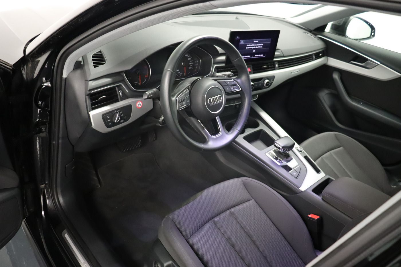 Fahrzeugabbildung Audi A4 allroad 40 TDI quattro S tronic |FLA|KlimaA