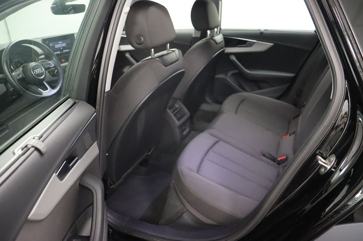Fahrzeugabbildung Audi A4 allroad 40 TDI quattro S tronic |FLA|KlimaA