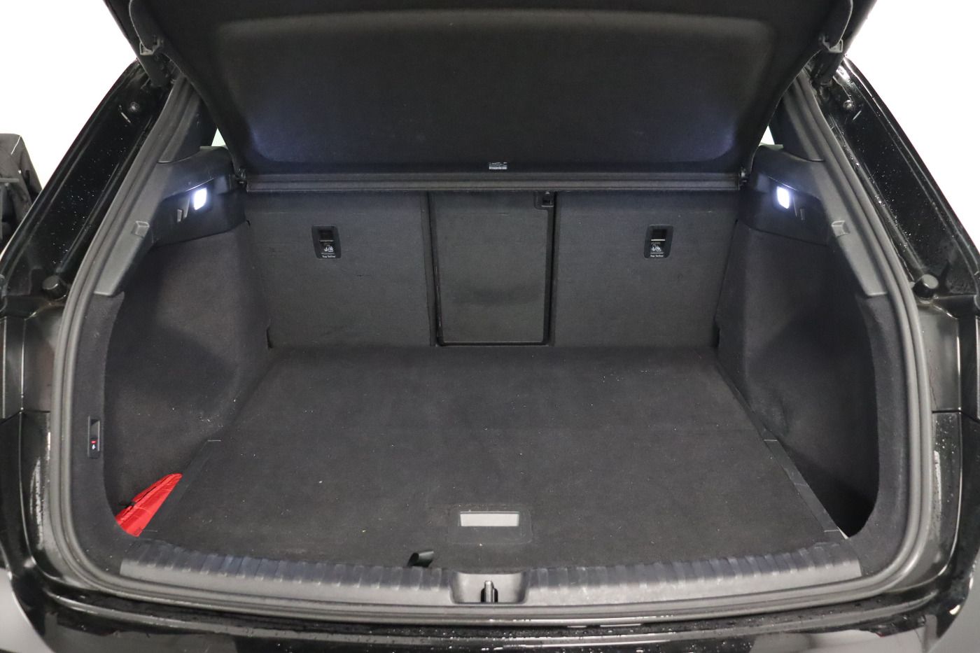 Fahrzeugabbildung Audi Q4 e-tron 50 quattro S line |Matrix|ACC