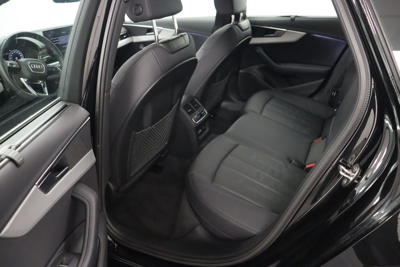 Fahrzeugabbildung Audi A4 Avant 35 TDI S tronic advanced |FLA|ACC|SHZG