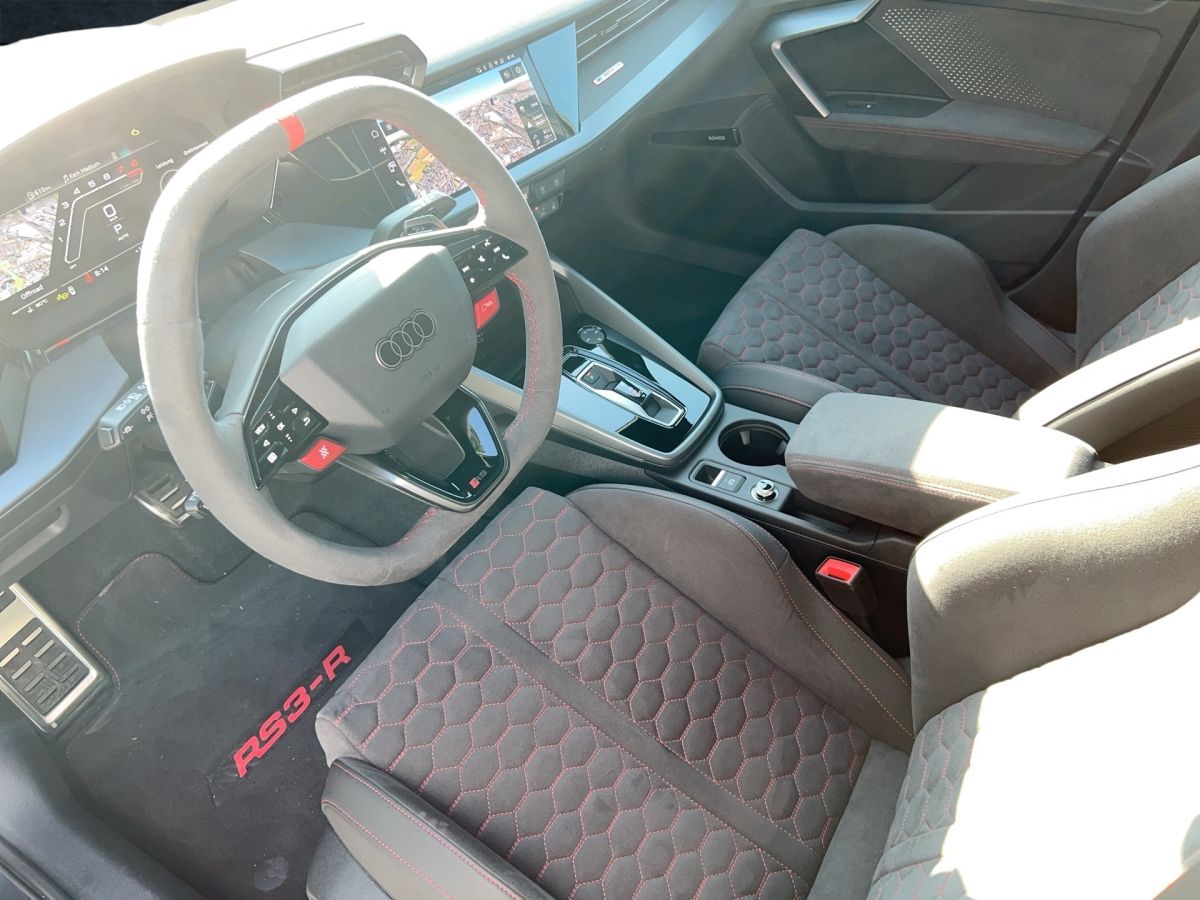 Fahrzeugabbildung Audi RS 3 Sportback *ABT RS3-R 1/125*