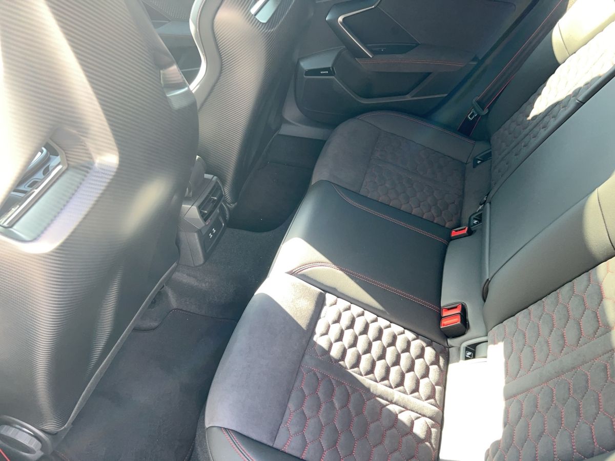 Fahrzeugabbildung Audi RS 3 Sportback *ABT RS3-R 1/125*