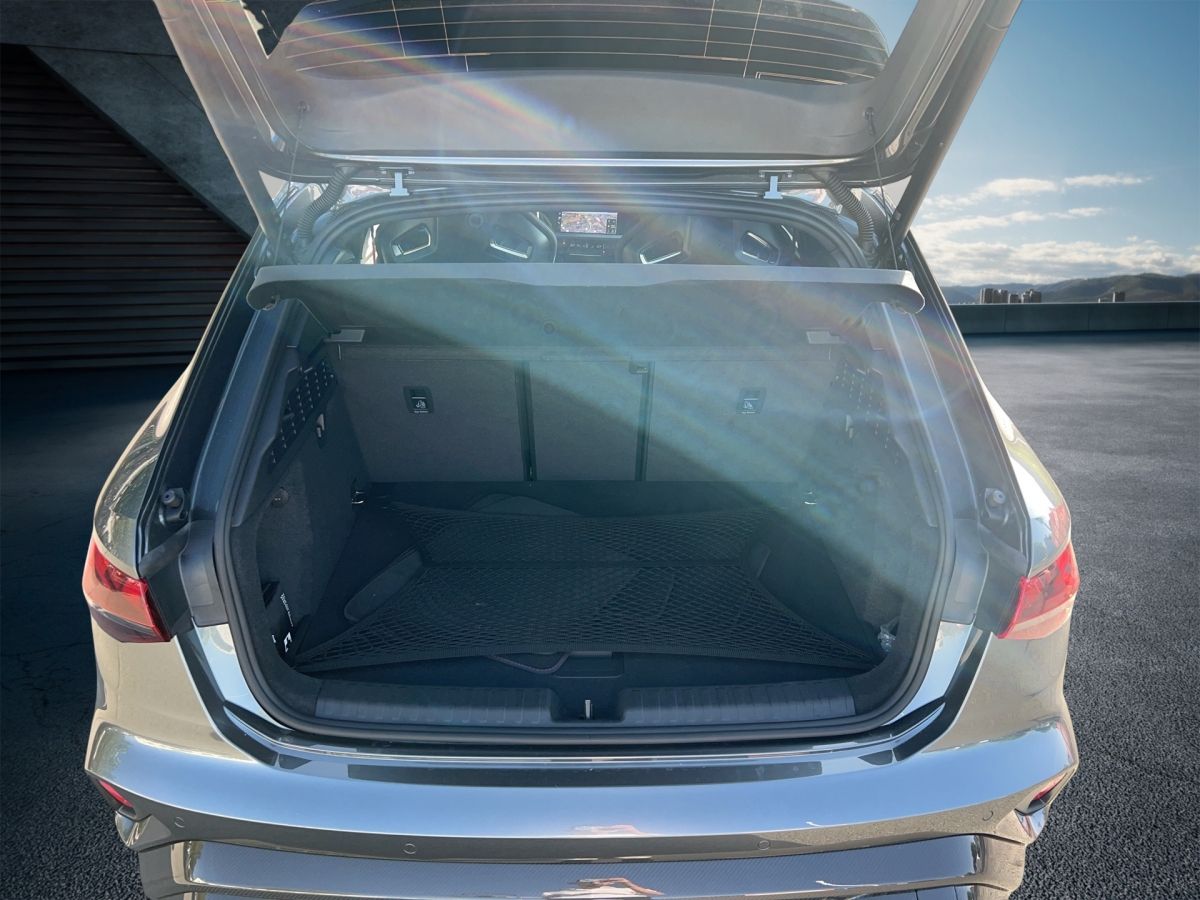 Fahrzeugabbildung Audi RS 3 Sportback *ABT RS3-R 1/125*