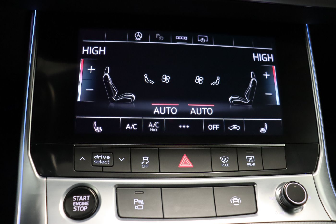 Fahrzeugabbildung Audi A6 Avant 45 TDI quattro S tronic design |FLA|ACC