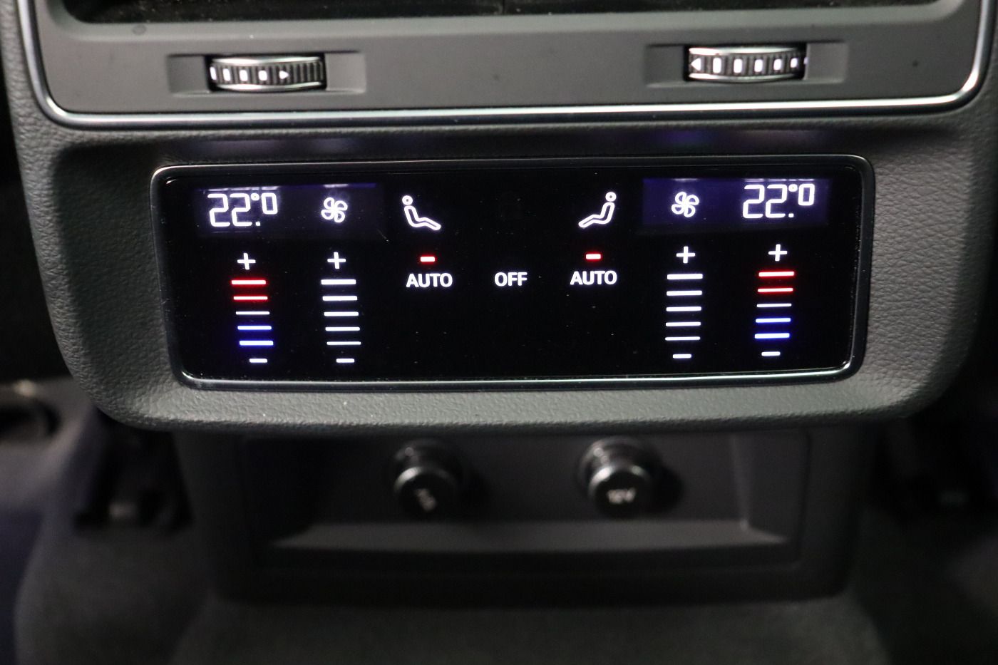 Fahrzeugabbildung Audi Q7 50 TDI quattro tiptronic S line |Matrix|Luft