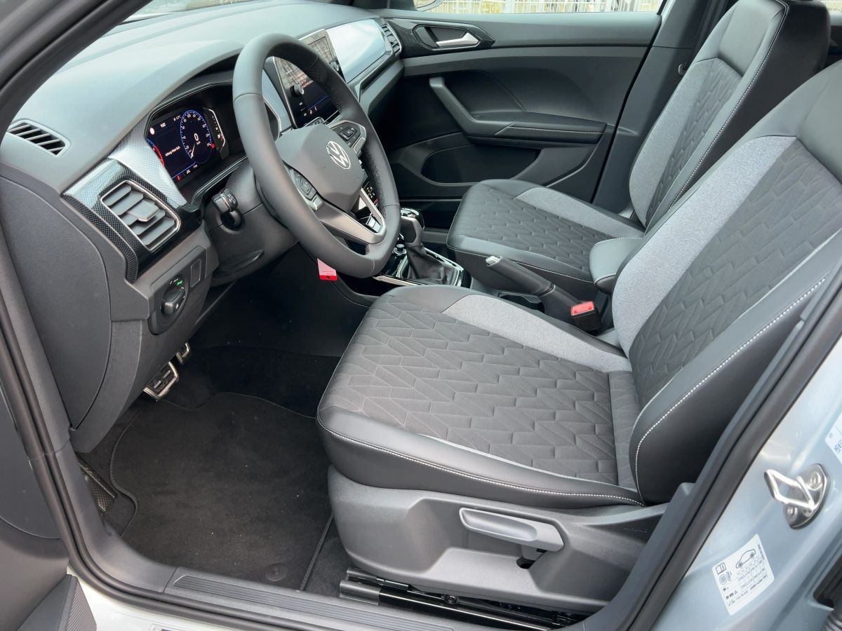 Fahrzeugabbildung Volkswagen T-Cross 1.0 TSI DSG Goal AHK Nav IQ.Light Kamera