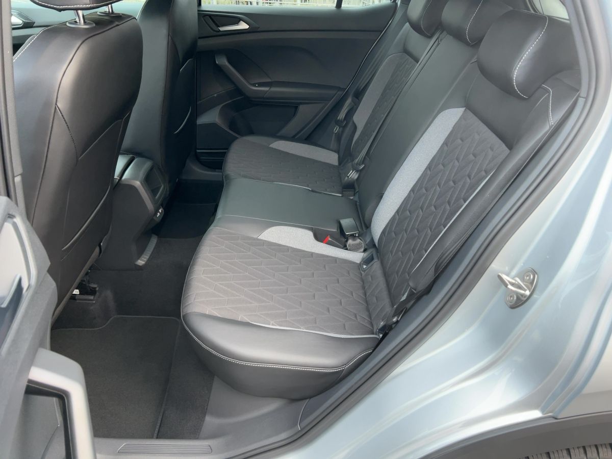 Fahrzeugabbildung Volkswagen T-Cross 1.0 TSI DSG Goal AHK Nav IQ.Light Kamera
