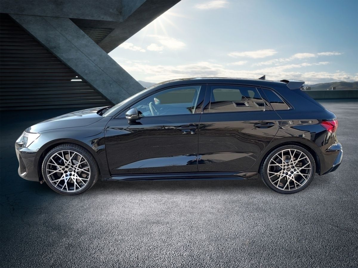 Fahrzeugabbildung Audi RS 3 Sportback S tronic |Matrix|Pano|Schalensitz
