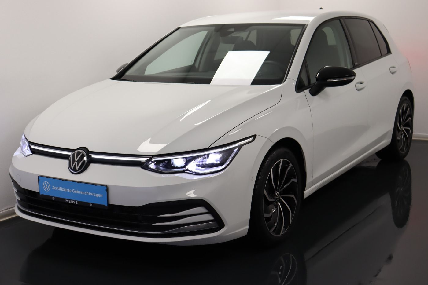 Fahrzeugabbildung Volkswagen Golf VIII 1.0 TSI MOVE |Matrix|ACC|VirtualCP|LM