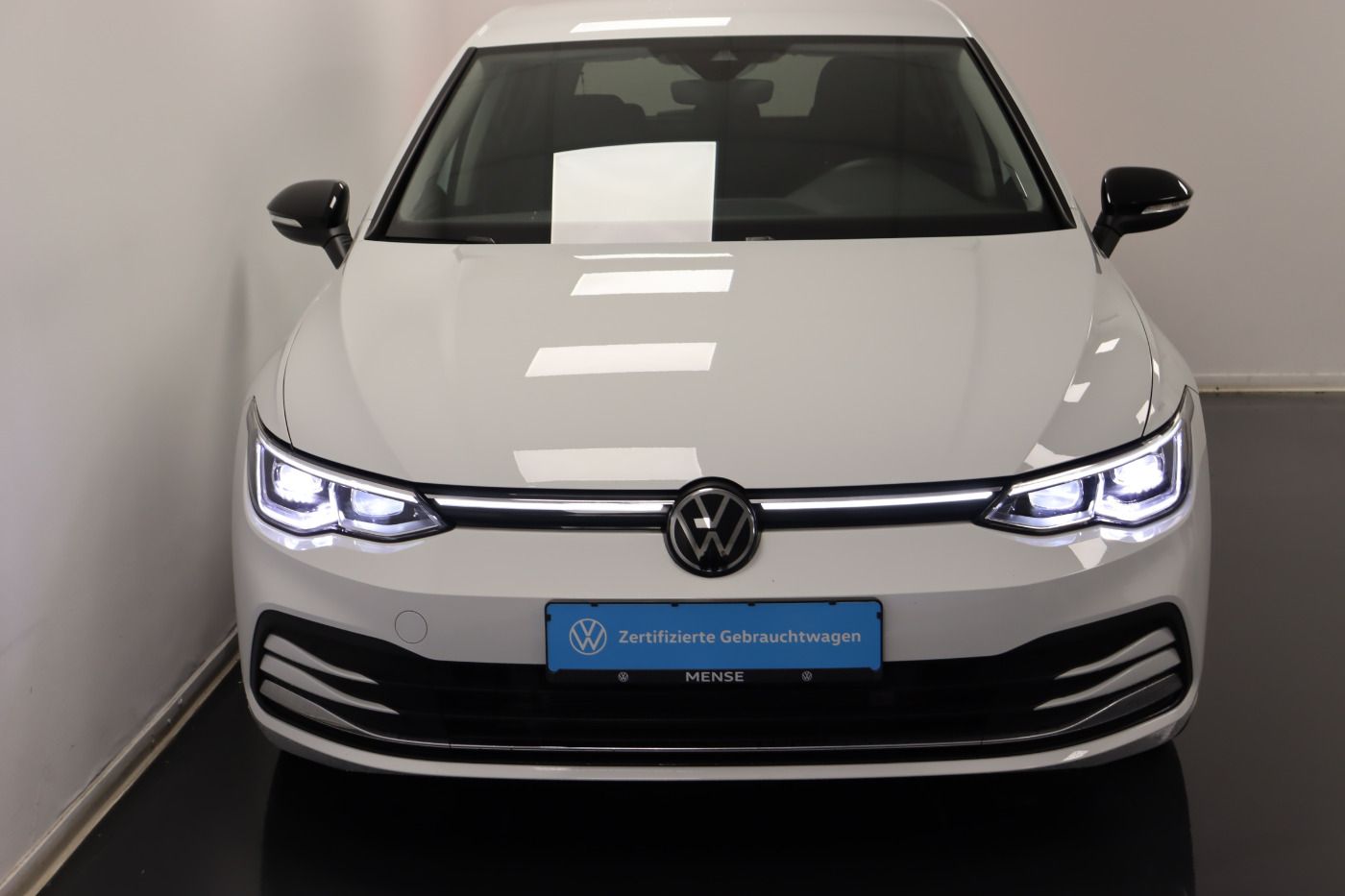 Fahrzeugabbildung Volkswagen Golf VIII 1.0 TSI MOVE |Matrix|ACC|VirtualCP|LM