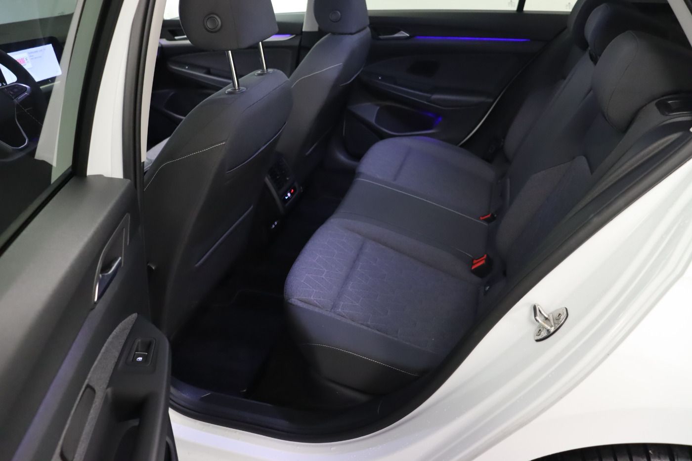 Fahrzeugabbildung Volkswagen Golf VIII 1.0 TSI MOVE |Matrix|ACC|VirtualCP|LM