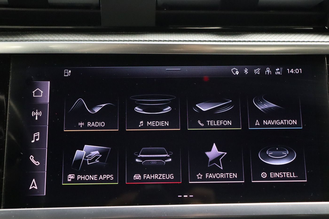 Fahrzeugabbildung Audi Q3 45 TFSI e S tronic S line |FLA|LED