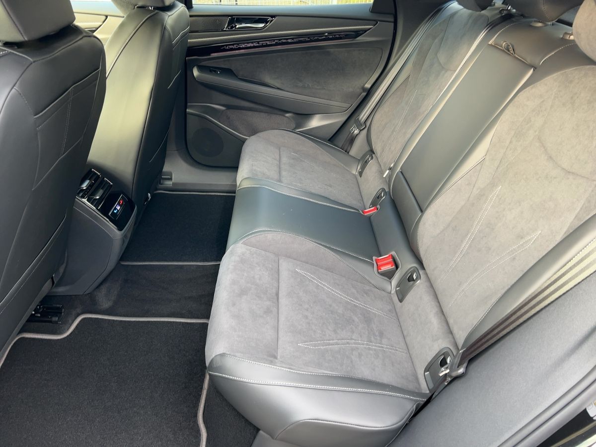 Fahrzeugabbildung Volkswagen ID.7 Pro S 86 kWh AHK Navi 360° eKlappe Keyless