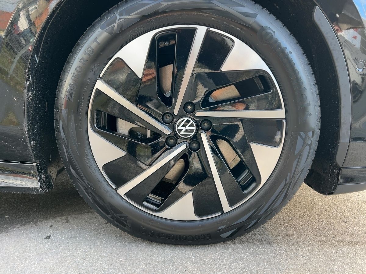Fahrzeugabbildung Volkswagen ID.7 Pro S 86 kWh AHK Navi 360° eKlappe Keyless