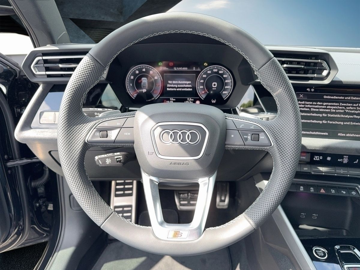 Fahrzeugabbildung Audi A3 Sportback S line 35TFSI S tronic AHK|HuD|