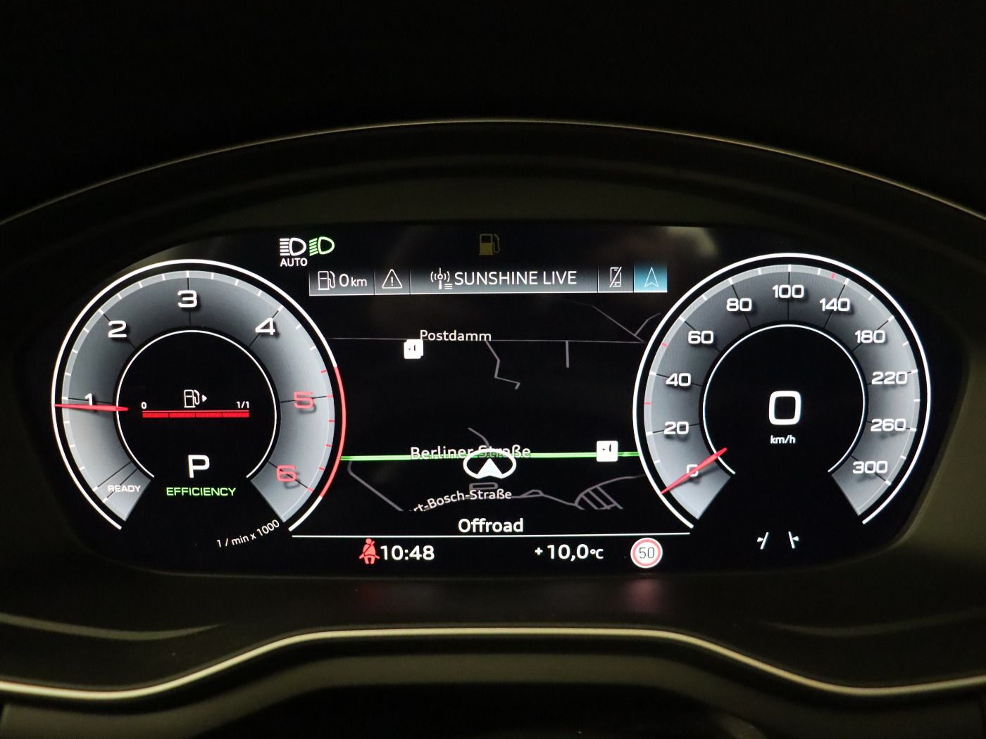 Fahrzeugabbildung Audi A4 Avant 40 TDI quattro S tronic advanced |Pano