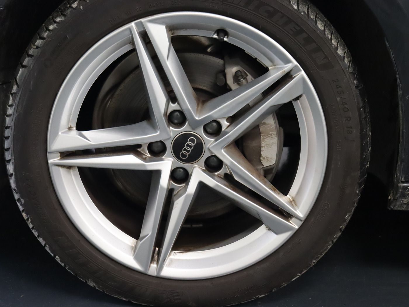 Fahrzeugabbildung Audi A4 Avant 40 TDI quattro S tronic advanced |Pano