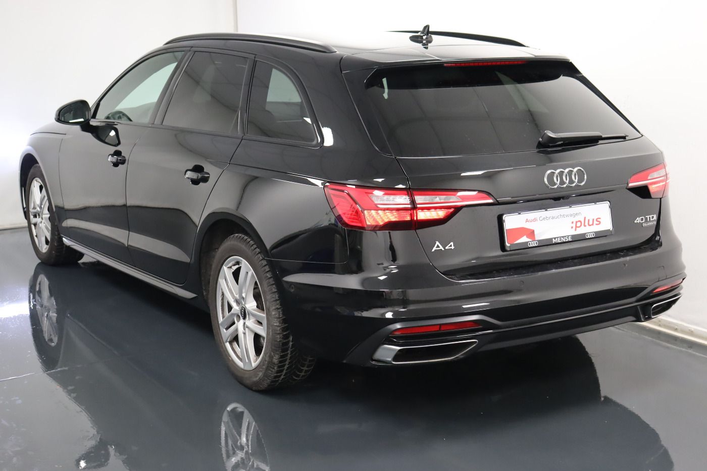 Fahrzeugabbildung Audi A4 Avant 40 TDI quattro S tronic advanced |FLA