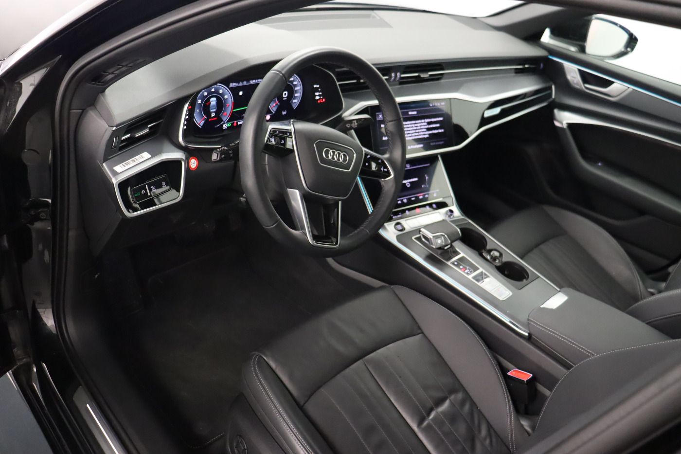 Fahrzeugabbildung Audi A6 45 TFSI quattro S tronic S Line |Matrix|ACC
