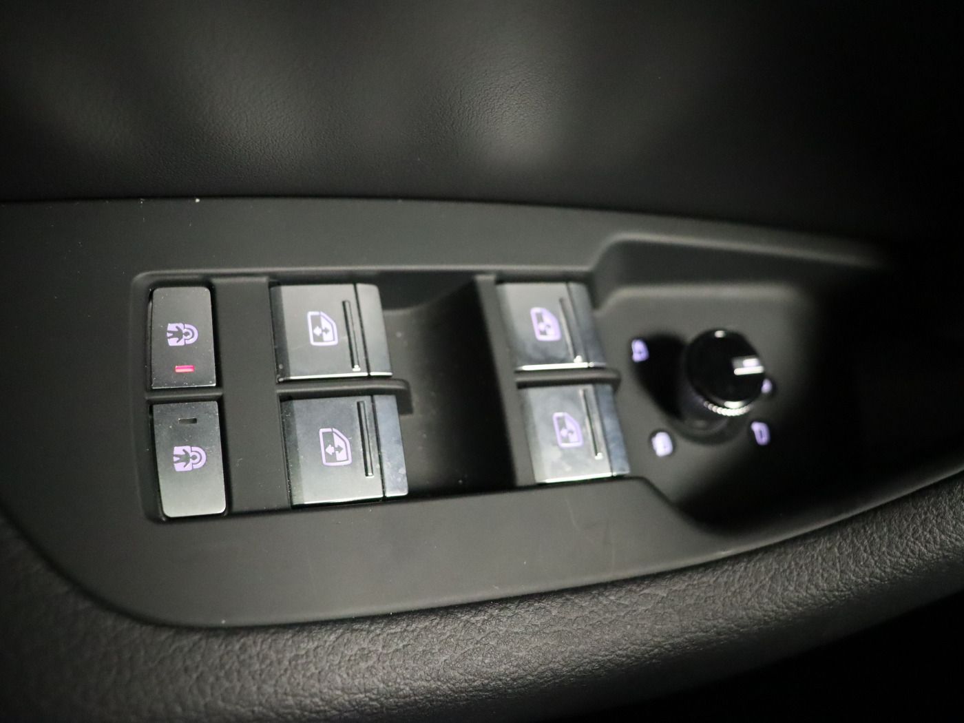 Fahrzeugabbildung Audi A6 45 TFSI quattro S tronic S line |Matrix|ACC