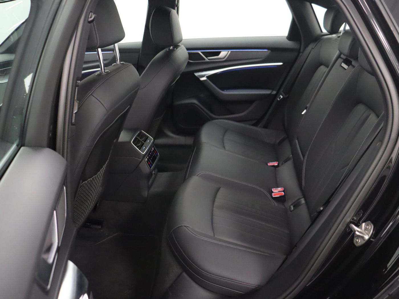 Fahrzeugabbildung Audi A6 45 TFSI quattro S tronic S line |Matrix|ACC