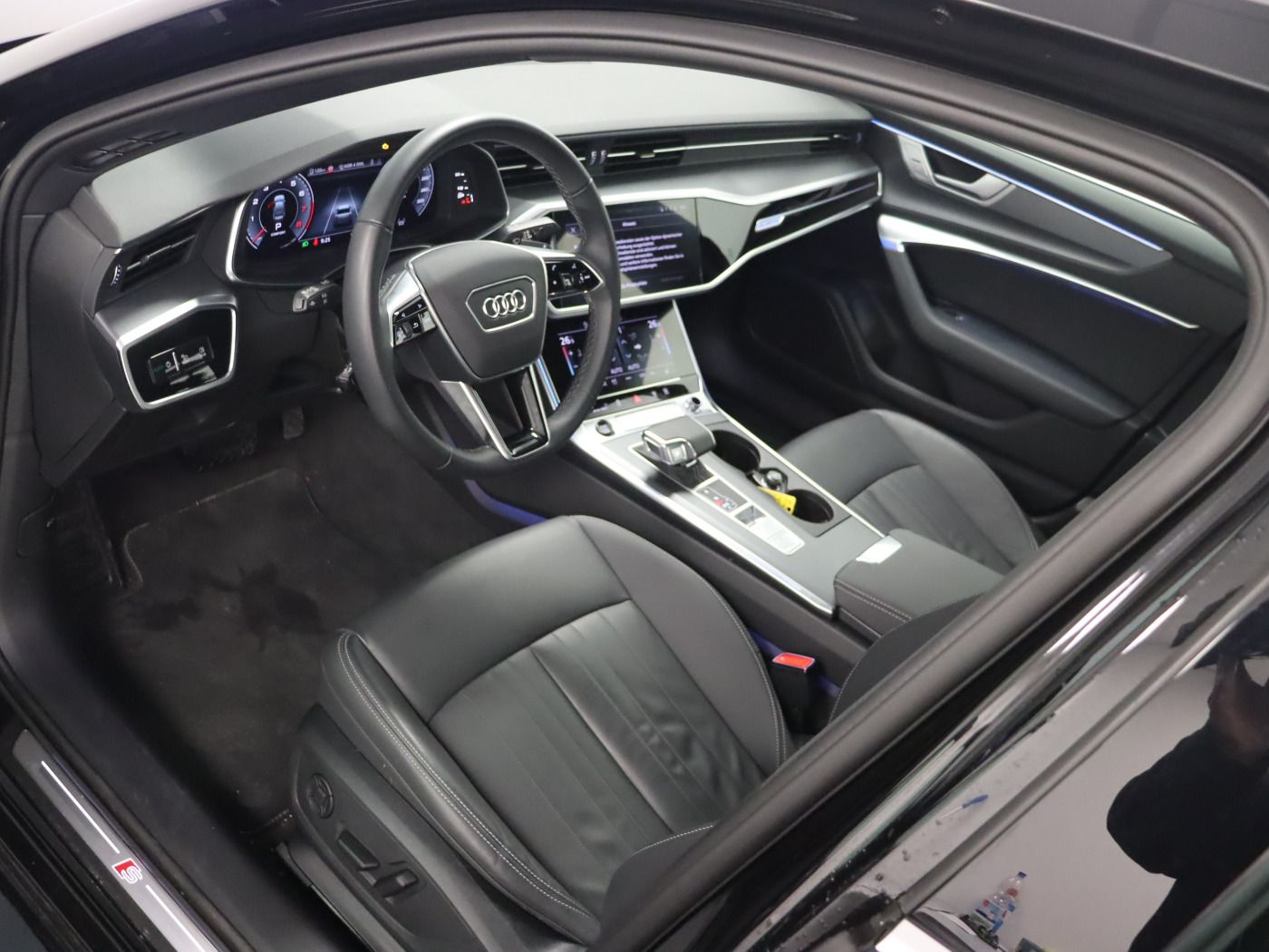 Fahrzeugabbildung Audi A6 45 TFSI quattro S tronic S line |Matrix|ACC