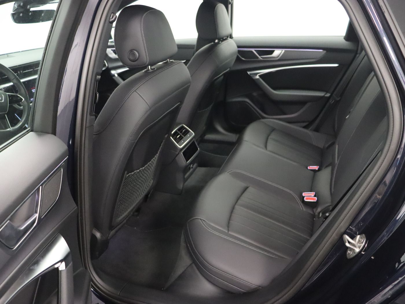 Fahrzeugabbildung Audi A6 45 TFSI quattro S tronic S line |Matrix|ACC