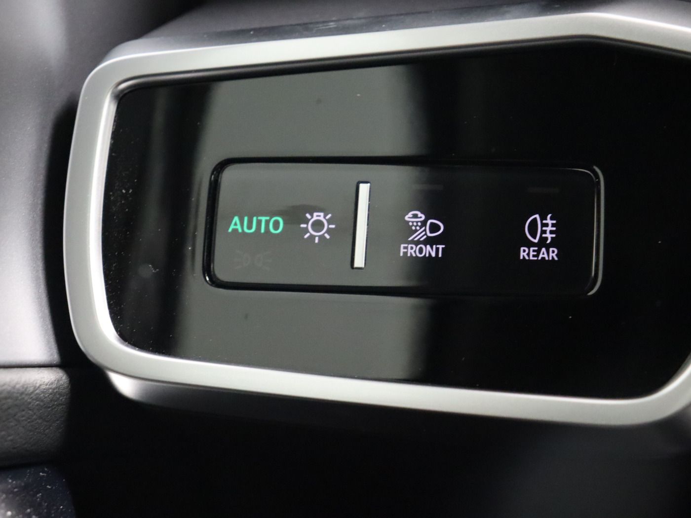 Fahrzeugabbildung Audi A6 Avant 45 TFSI S tronic advanced |Matrix|Pano