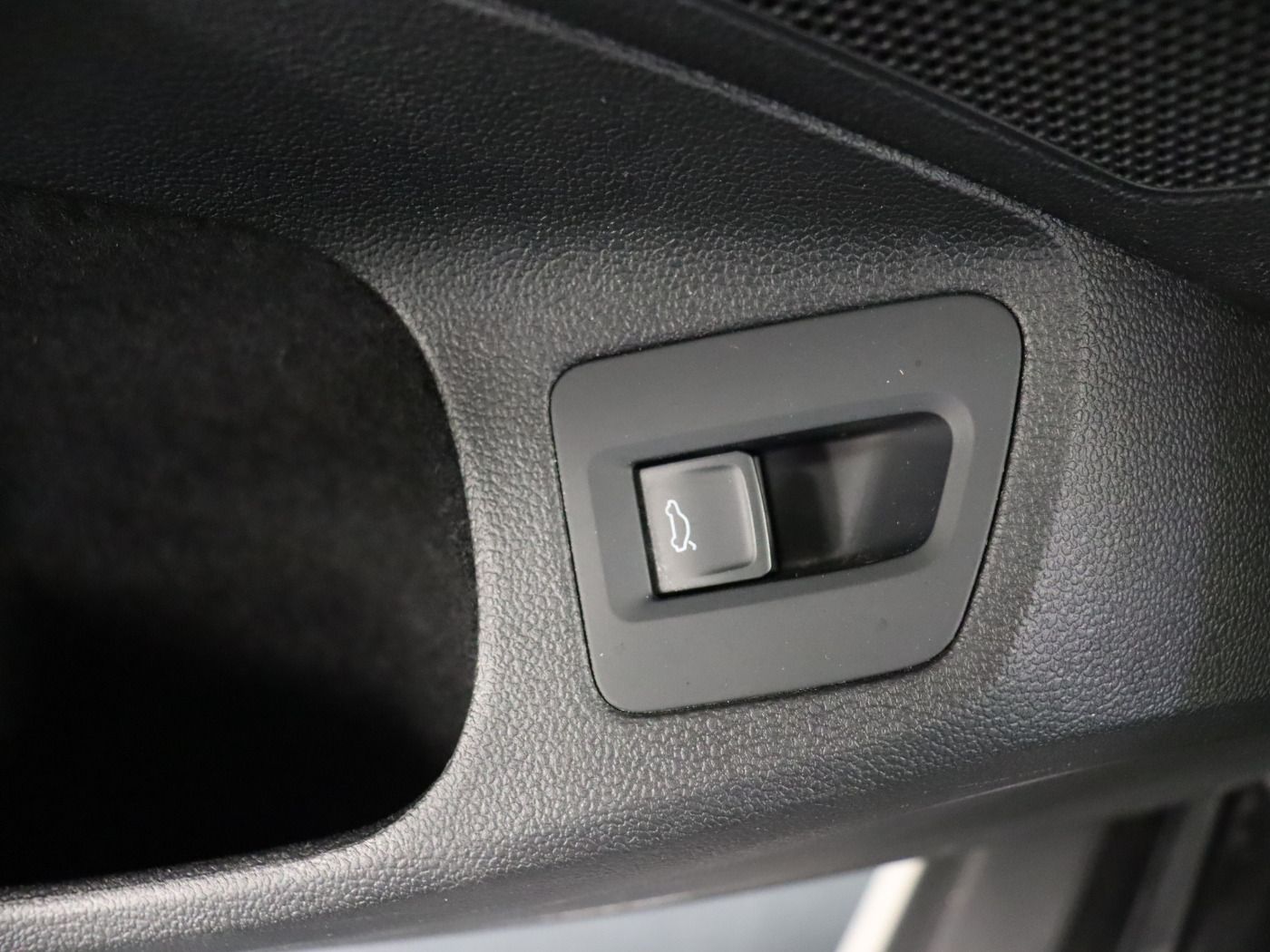 Fahrzeugabbildung Volkswagen Passat Alltrack 2.0 TDI 4Motion DSG |AHK|ACC|PDC