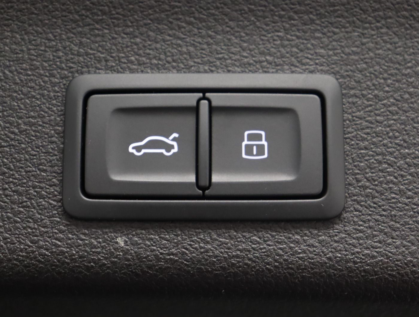Fahrzeugabbildung Audi A6 Avant 40 TDI quattro S tronic advanced |ACC