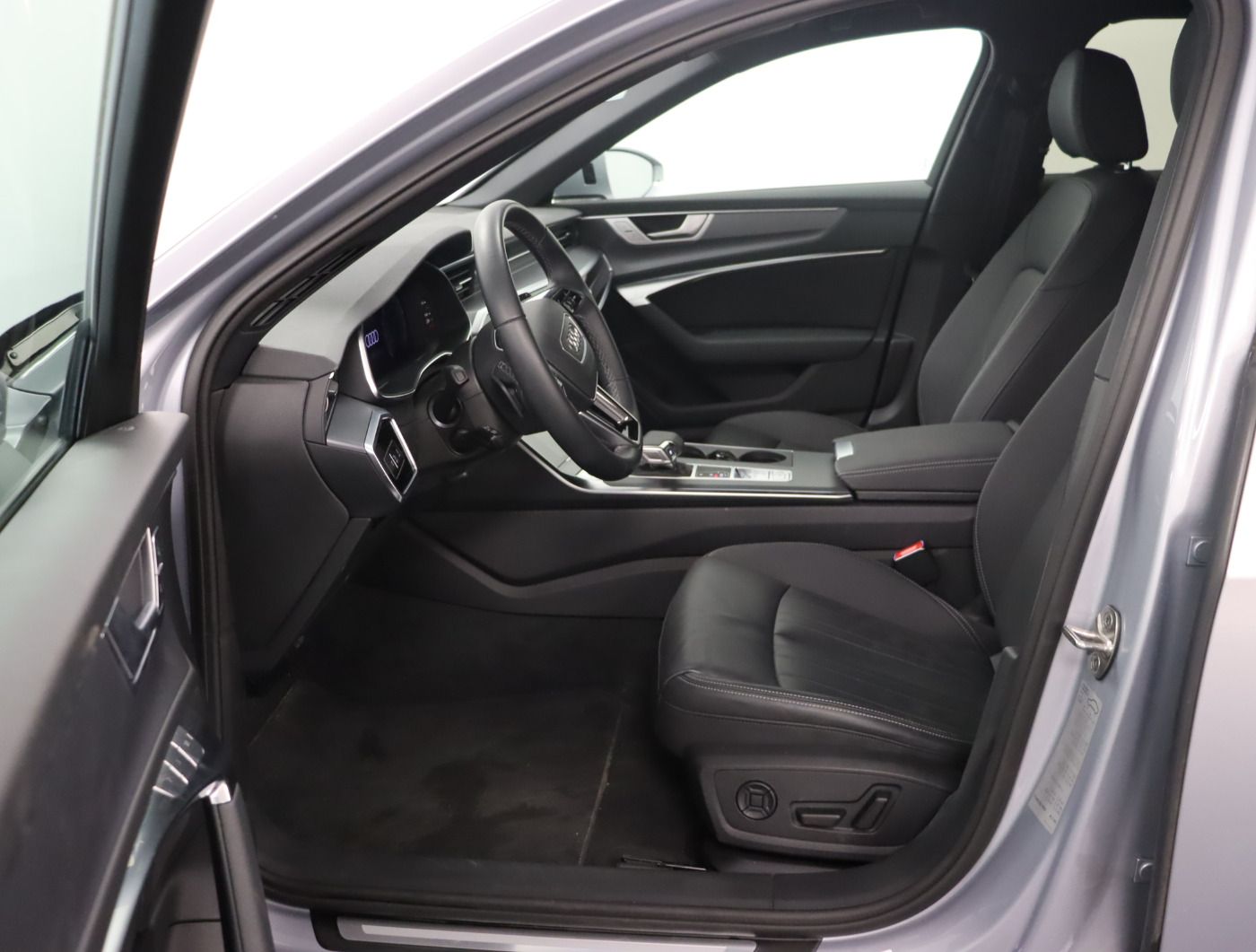 Fahrzeugabbildung Audi A6 Avant 40 TDI quattro S tronic advanced |ACC
