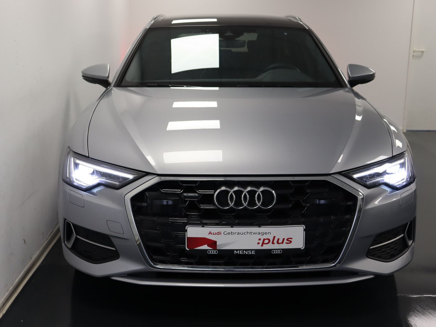 Fahrzeugabbildung Audi A6 Avant 40 TDI quattro S tronic advanced |Pano