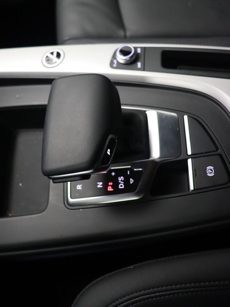 Fahrzeugabbildung Audi A4 Avant 40 TDI quattro S tronic S line |FLA|ACC