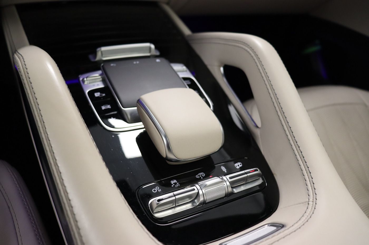 Fahrzeugabbildung Mercedes-Benz GLE 63 AMG 4Matic+ |AHK|VirtualCP|Pano|4xSHZ|STH