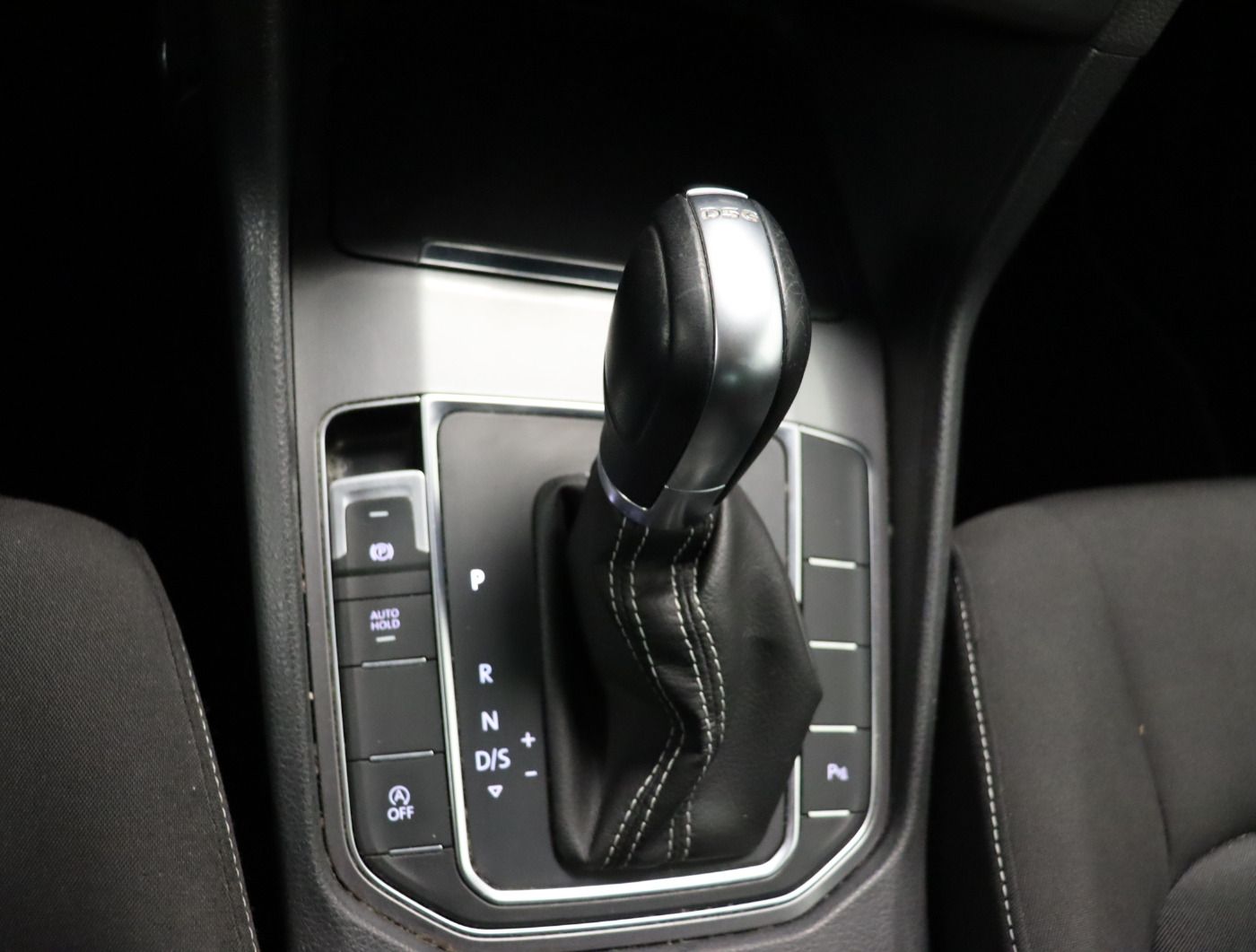 Fahrzeugabbildung Volkswagen Golf Sportsvan 1.2 TSI DSG LOUNGE |LM|2xKlima