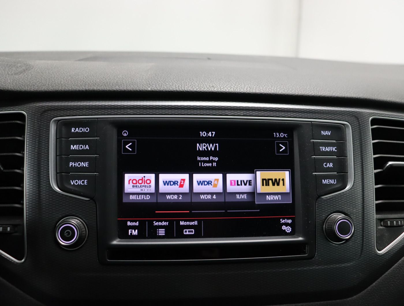 Fahrzeugabbildung Volkswagen Golf Sportsvan 1.2 TSI DSG LOUNGE |LM|2xKlima