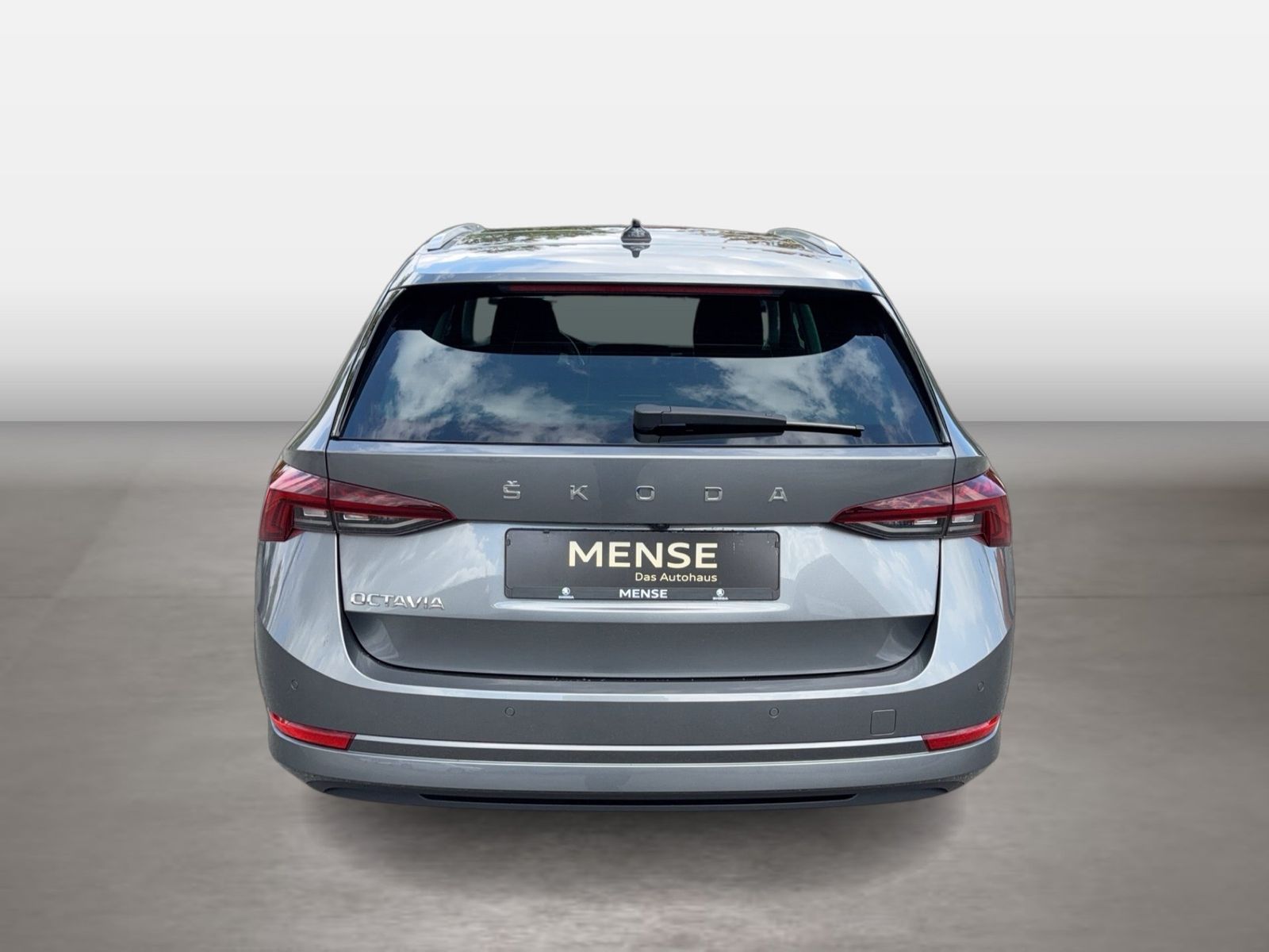 Fahrzeugabbildung SKODA Octavia Combi Style 2.0l TDI 85kW 7-Gang-DSG Mat - mit KI generiert/bearbeitet
