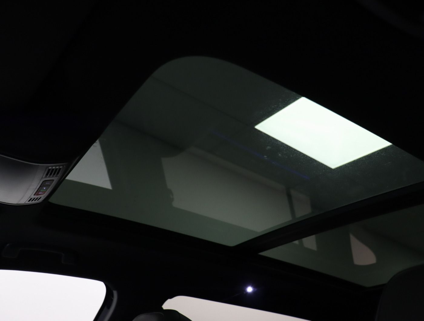 Fahrzeugabbildung Volkswagen Tiguan Allspace 2.0 TSI 4Motion DSG R-Line |AHK