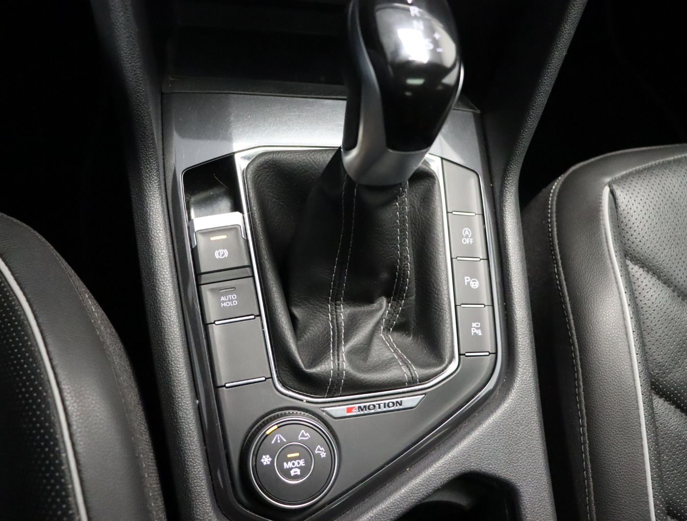 Fahrzeugabbildung Volkswagen Tiguan Allspace 2.0 TSI 4Motion DSG R-Line |AHK