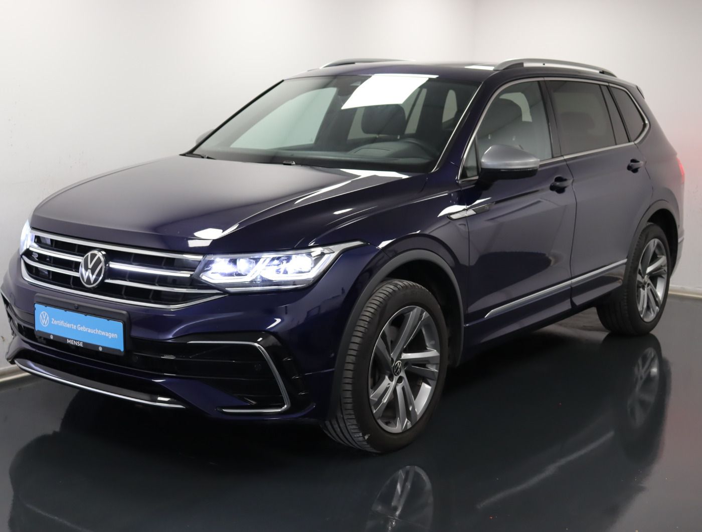 Fahrzeugabbildung Volkswagen Tiguan Allspace 2.0 TSI 4Motion DSG R-Line |AHK