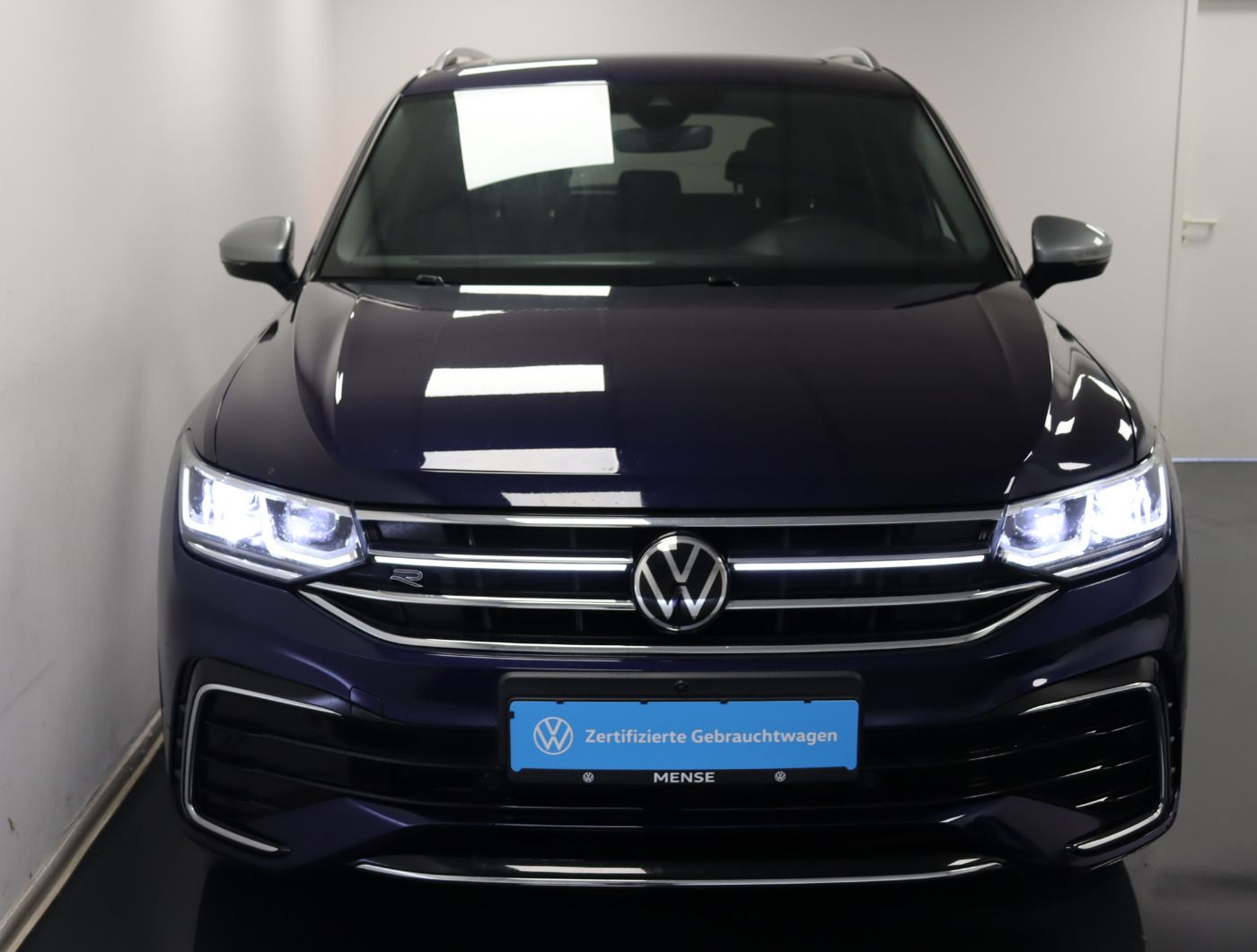 Fahrzeugabbildung Volkswagen Tiguan Allspace 2.0 TSI 4Motion DSG R-Line |AHK